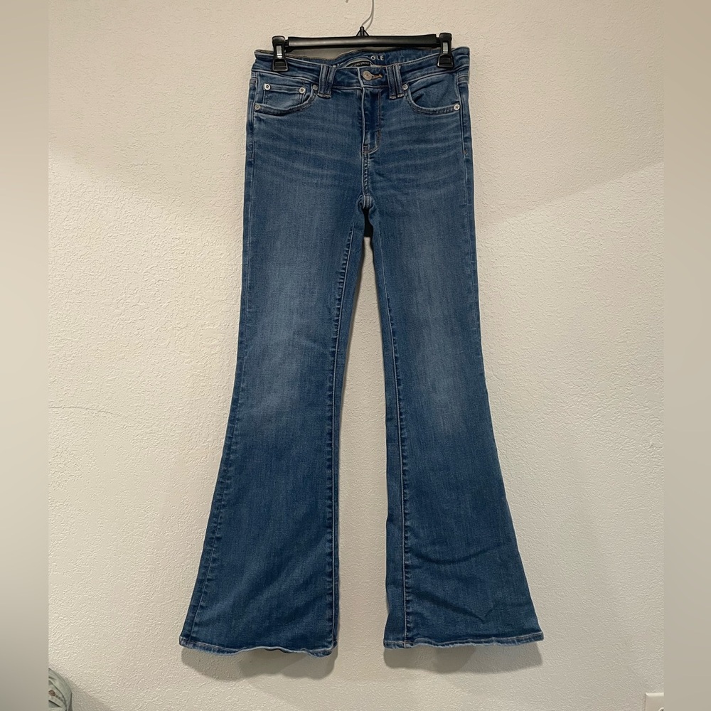 American Eagle Outfitters Dark Blue Flare Jeans Size 4